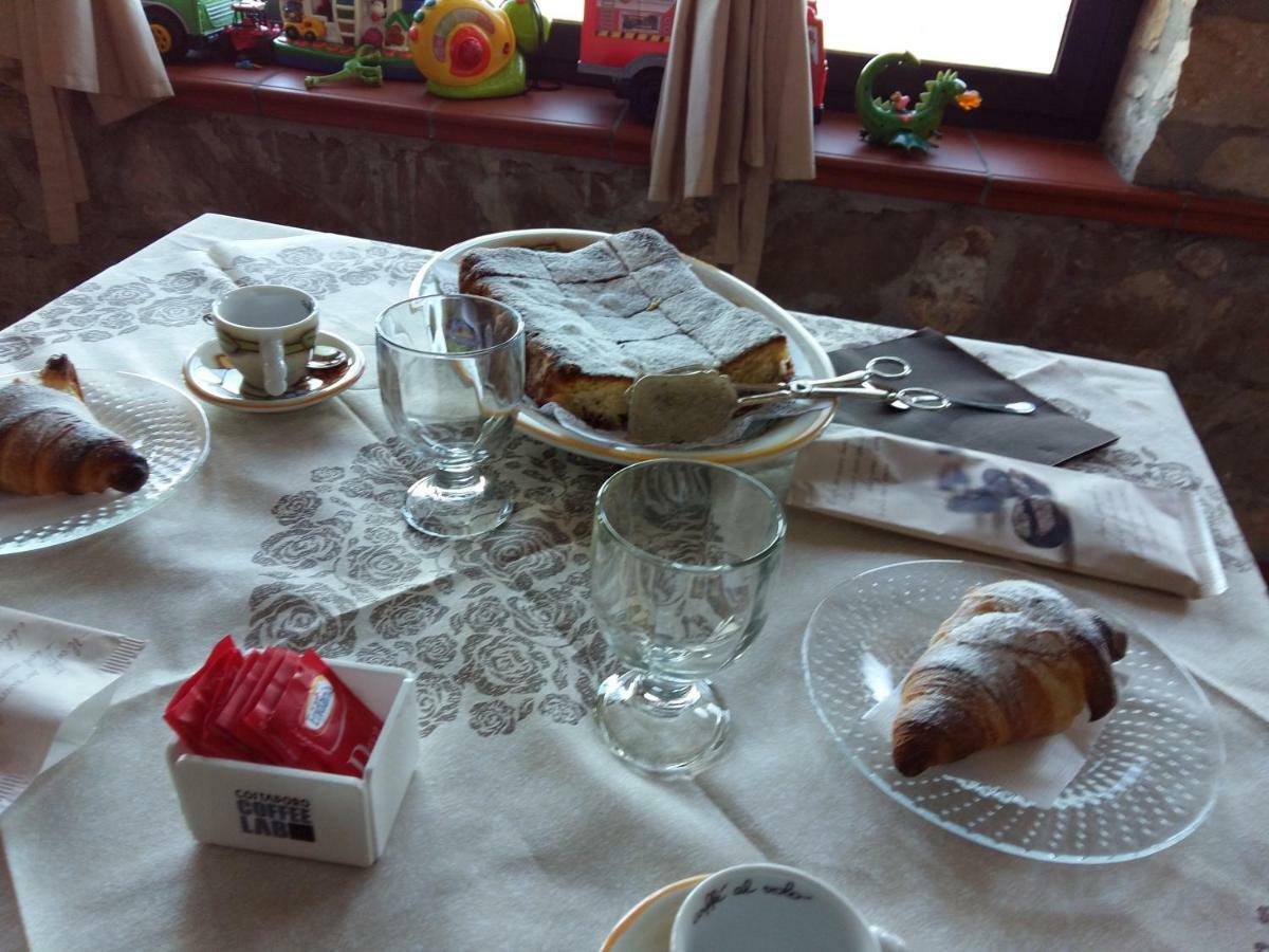 B&B La Vecchia Scuola Sonnino Kültér fotó