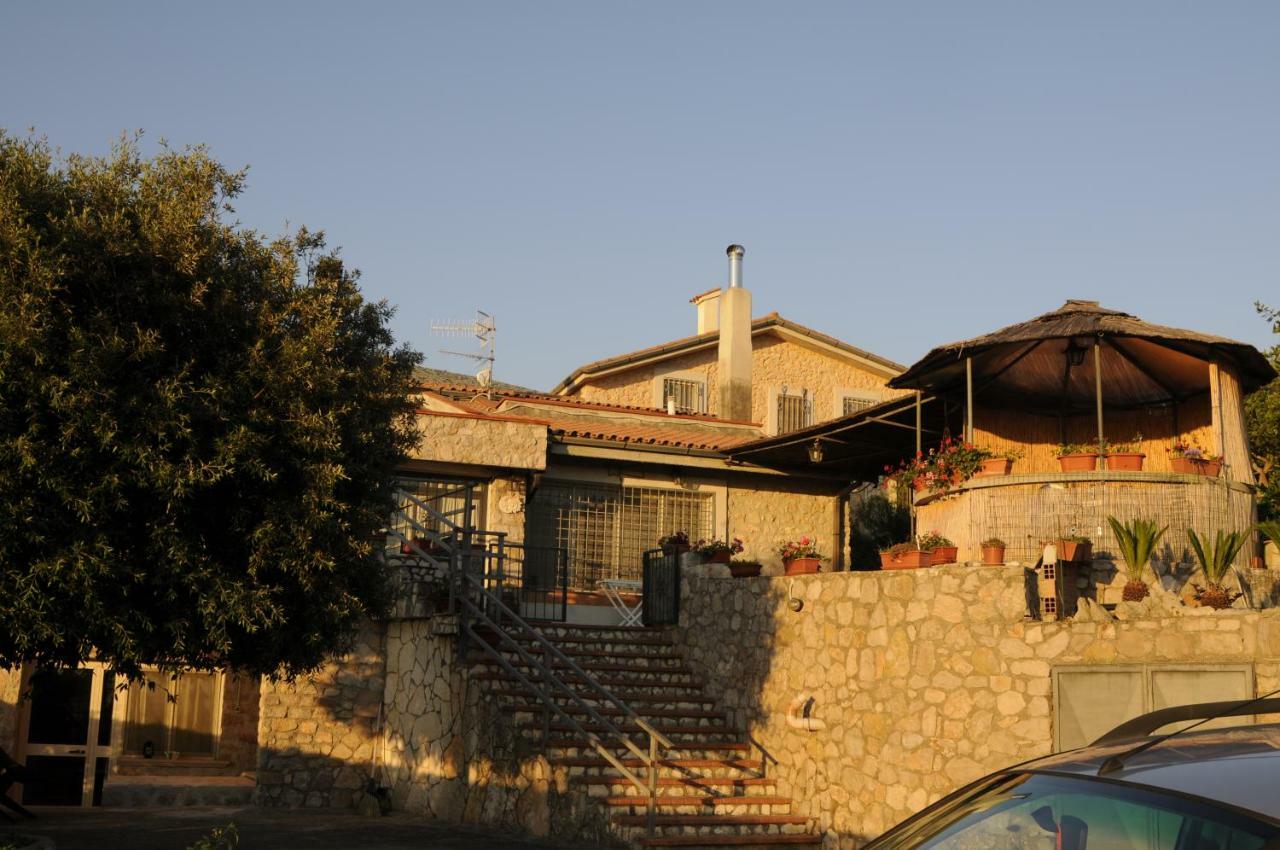 B&B La Vecchia Scuola Sonnino Kültér fotó
