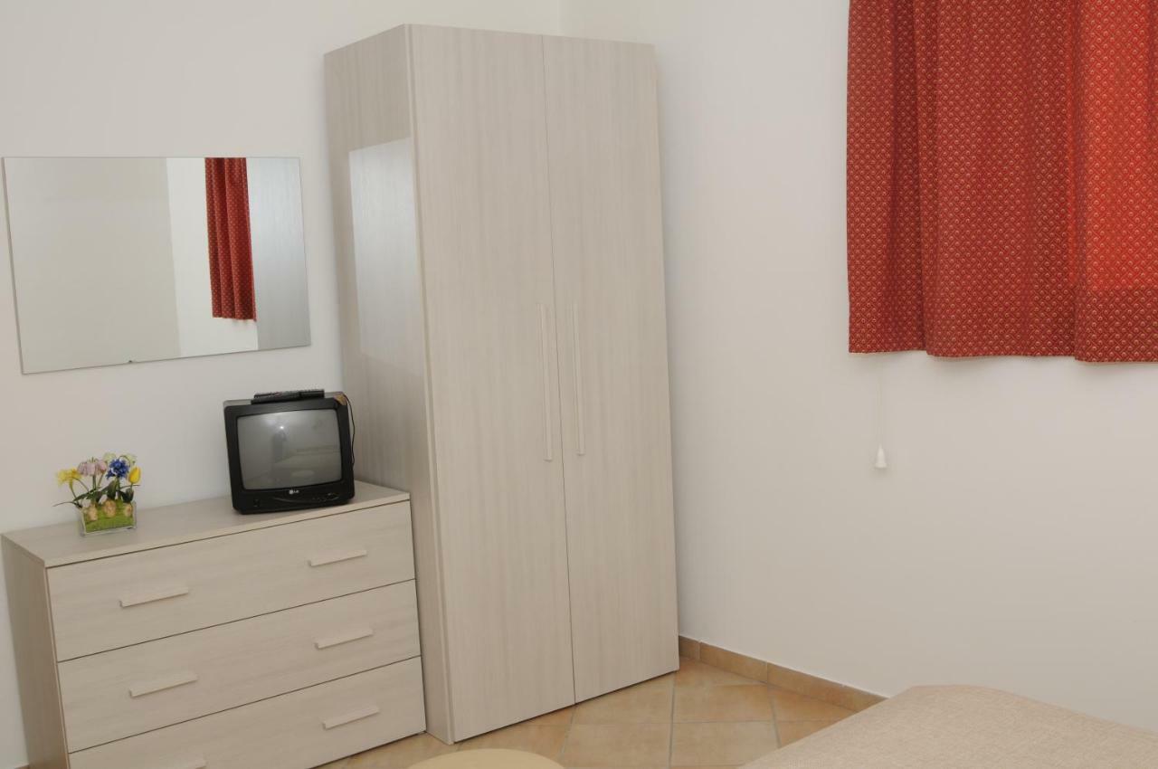 B&B La Vecchia Scuola Sonnino Kültér fotó